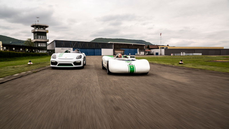 Illustration for article titled Porsche Forgot to Give the Boxster Bergspyder a Roof